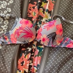 PINK Wear Everywhere Push Up bra